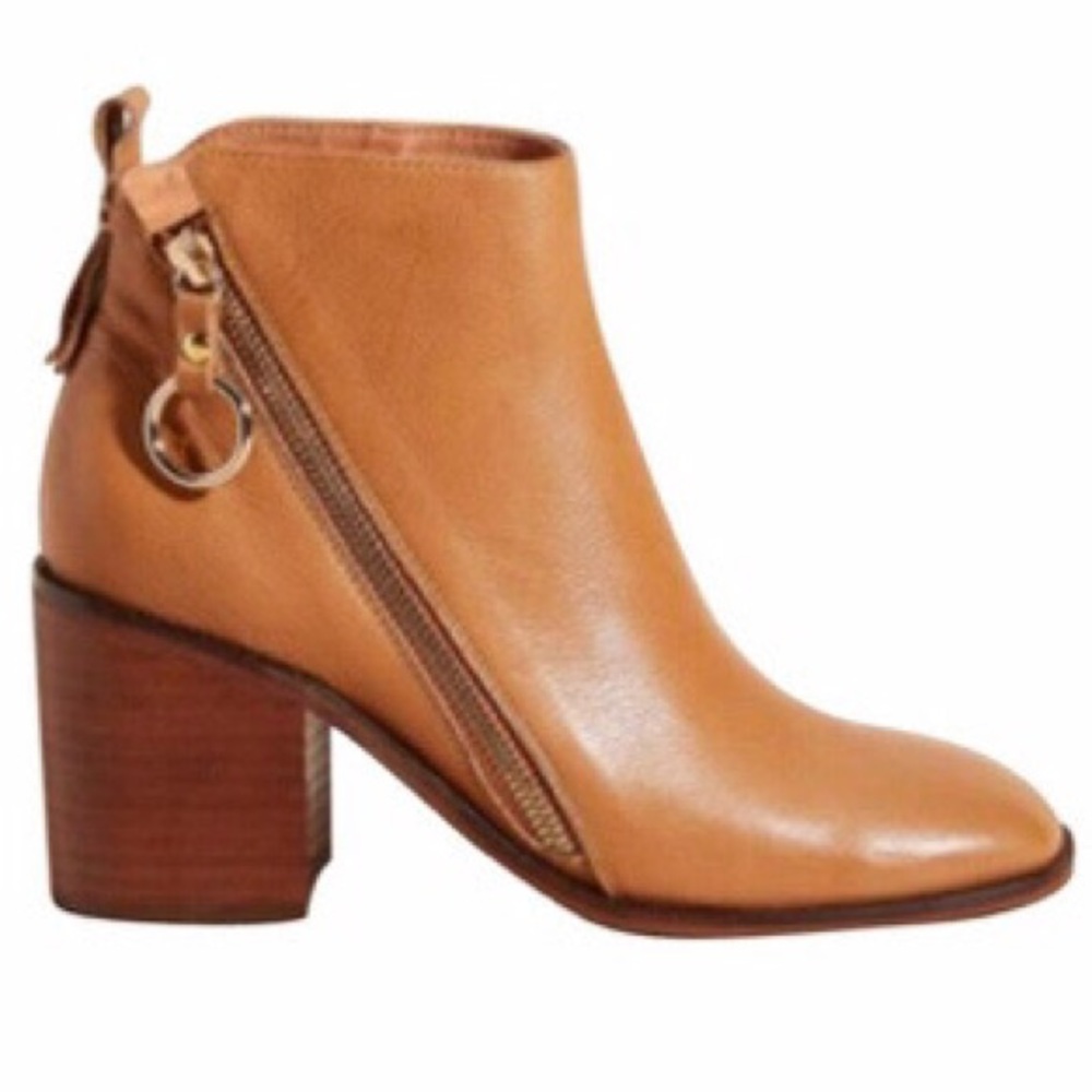 ANTHROPOLOGIE SILENT D DANIA ANKLE BOOTIES